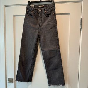 Levi’s Ribcage Straight Jeans